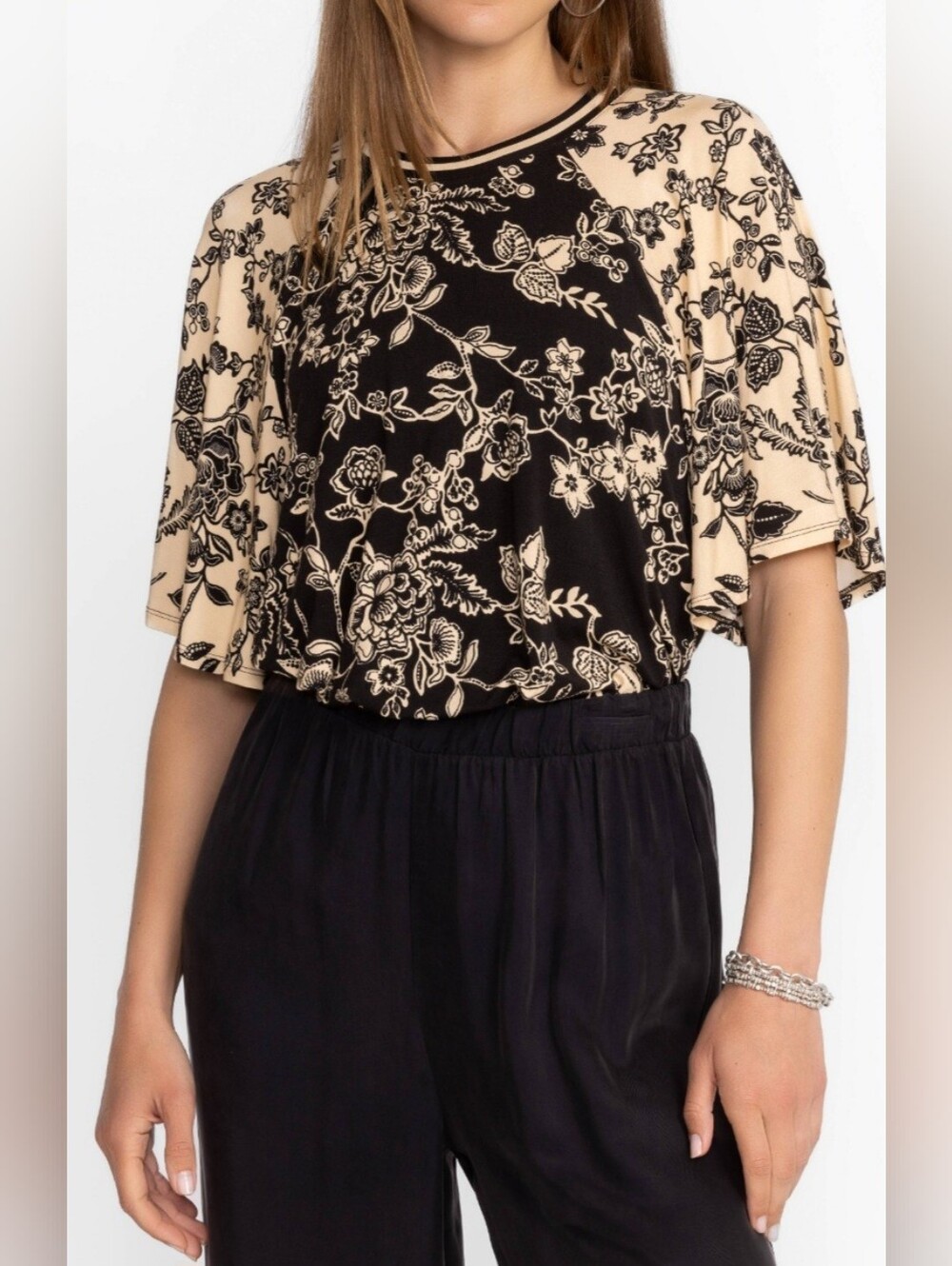 JOHNNY WAS * THE JANIE FAVORITE FLUTTER RAGLAN SLEEVE - Picture 4 of 10